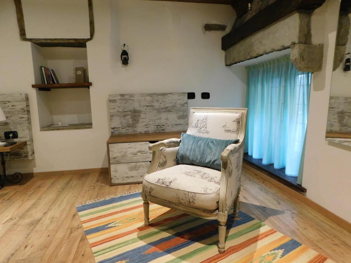 Nicomat Rooms โดโมดอสโซลา ภายนอก รูปภาพ